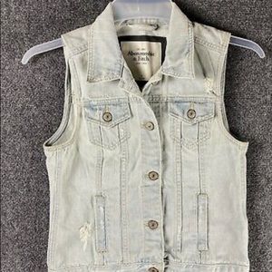 Abercrombie & Fitch Denim Vest